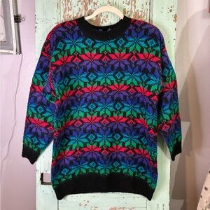 Women’s Best American Clothing Co multi-colored wool sweater